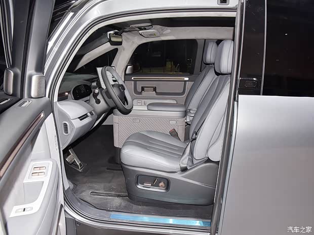 極氪 極氪MIX 2024款 三元鋰 高配版