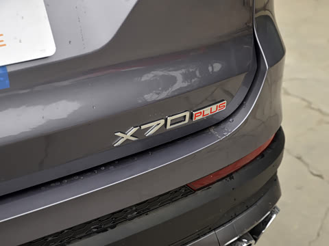 2025款 冠军版 1.5T 手动冠军 7座 2025款 冠军版 1.5T 手动冠军 7座