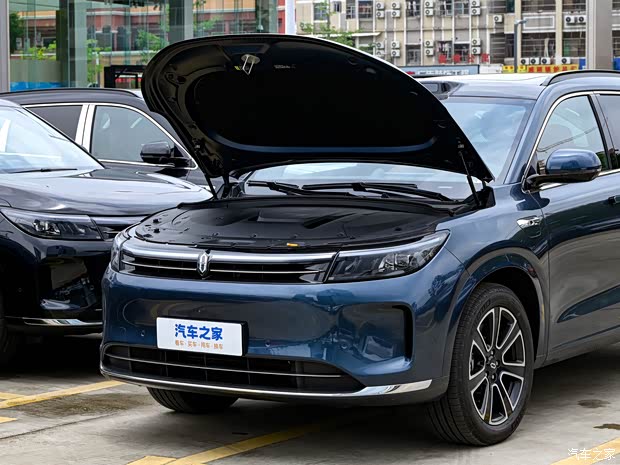 AITO 問界 問界M7 2024款 煥新版 1.5T 智駕四驅(qū)Max版 6座