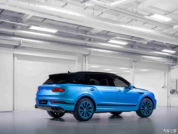 賓利 添越 2024款 4.0T V8 長(zhǎng)軸距MULLINER版