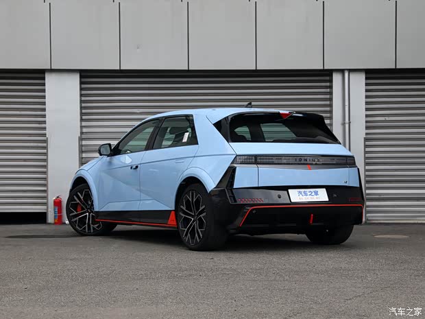 现代N IONIQ 5 N 2024款 基本型 现代N IONIQ 5 N 2024款 基本型