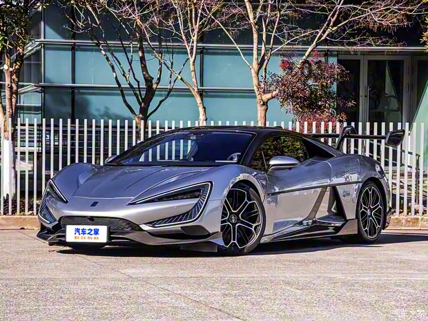 仰望 仰望U9 2024款 标准版 仰望 仰望U9 2024款 标准版