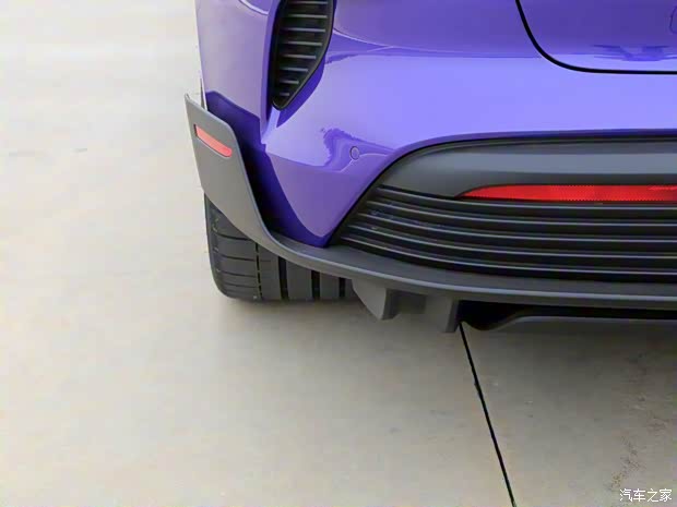 保时捷 Taycan 2024款 Taycan Turbo GT with Weissach Package 保时捷 Taycan 2024款 Taycan Turbo GT with Weissach Package