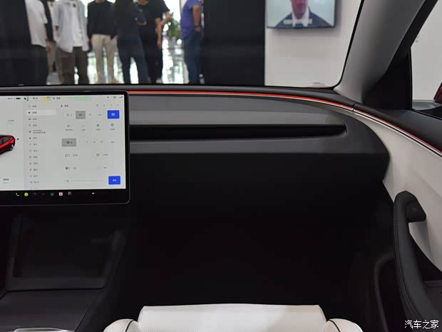 特斯拉中国 Model 3 2024款 高性能全轮驱动版 特斯拉中国 Model 3 2024款 高性能全轮驱动版