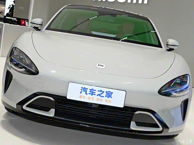 小米汽車 小米SU7 2024款 700km 后驅(qū)標(biāo)準(zhǔn)版
