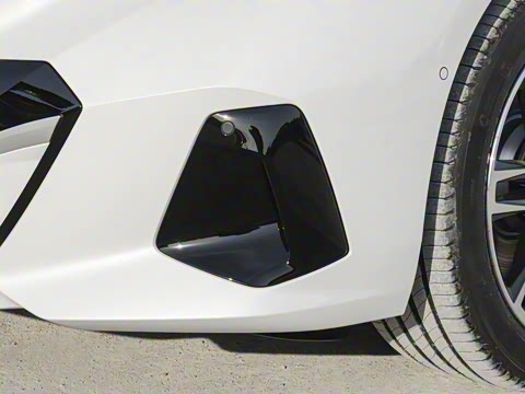 2025款 530Li 领先型 M运动套装 2025款 530Li 领先型 M运动套装