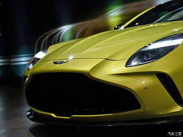 阿斯顿·马丁 V8 Vantage 2024款 4.0T V8 Coupe 阿斯顿·马丁 V8 Vantage 2024款 4.0T V8 Coupe
