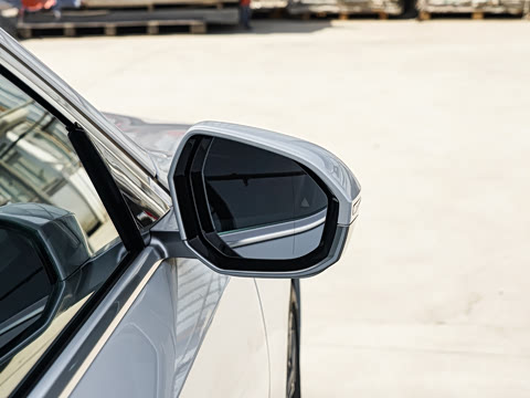 2025款 525Li M运动套装 2025款 525Li M运动套装