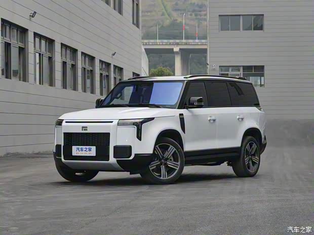 极石汽车 极石01 2023款 尊享6座版 极石汽车 极石01 2023款 尊享6座版