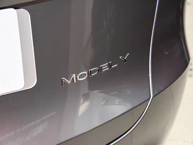 特斯拉中國(guó) Model Y 2024款 后輪驅(qū)動(dòng)版