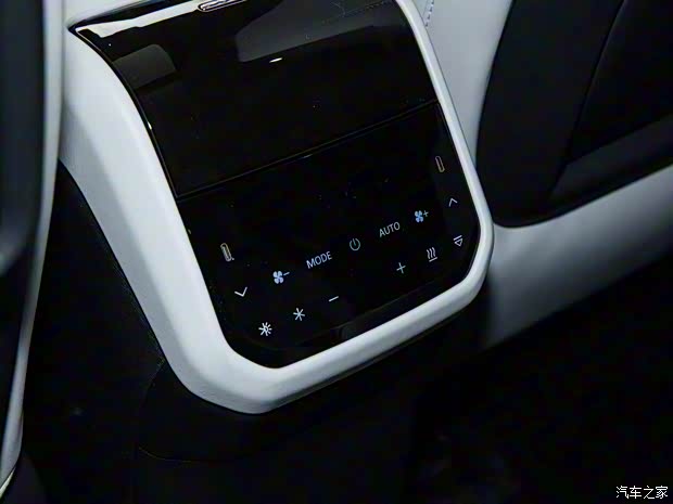 上汽大通 大家7 2024款 超混 超长续航版 旗舰版 上汽大通 大家7 2024款 超混 超长续航版 旗舰版