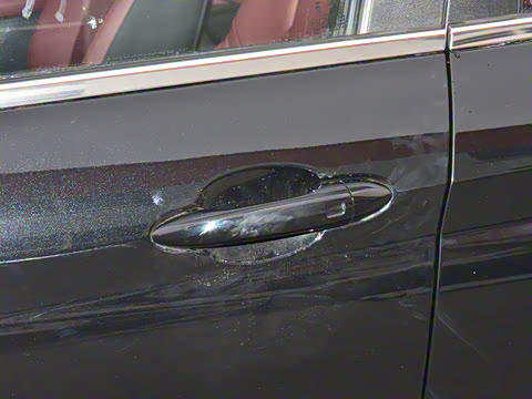 2025款 冠军版 1.5T DCT冠军MAX+ 5座 2025款 冠军版 1.5T DCT冠军MAX+ 5座