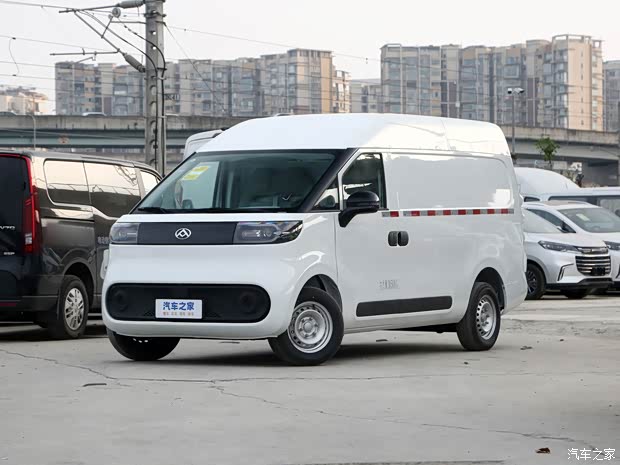 上汽大通 大拿V1 2024款 V1 长轴高顶(51kWh) 上汽大通 大拿V1 2024款 V1 长轴高顶(51kWh)