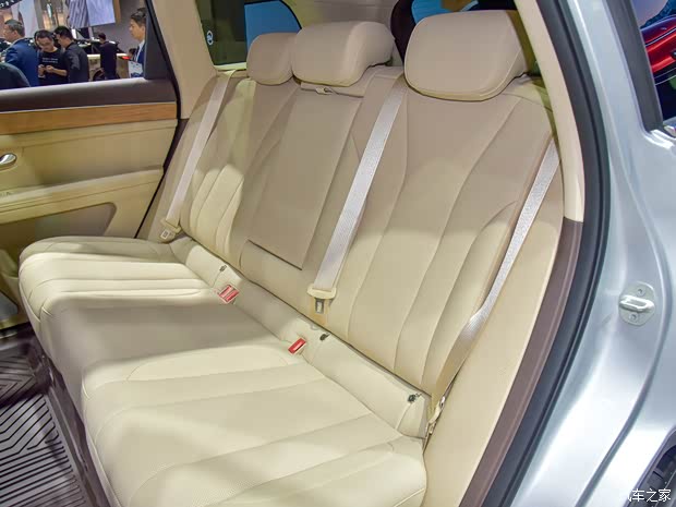 AITO 问界 问界M7 2024款 1.5T 智驾四驱Max版 5座