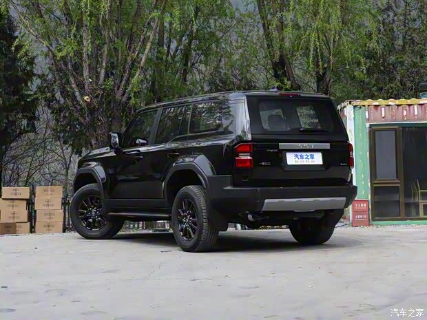 一汽丰田 普拉多 2024款 2.4T 全能TX版 5座 一汽丰田 普拉多 2024款 2.4T 全能TX版 5座