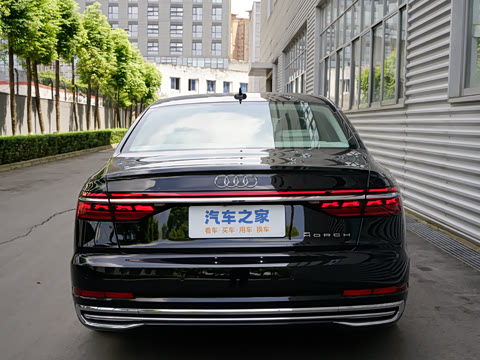 2024款 A8L Horch创始人版 55TFSI 2024款 A8L Horch创始人版 55TFSI