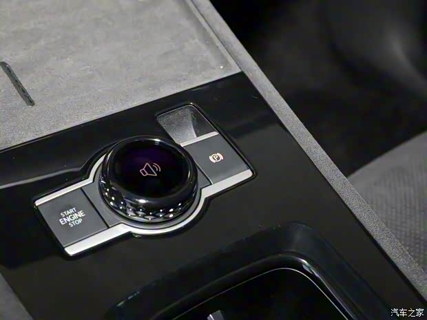 上汽大眾 途觀L 2024款 PRO 380TSI 四驅(qū)R-Line智尊版