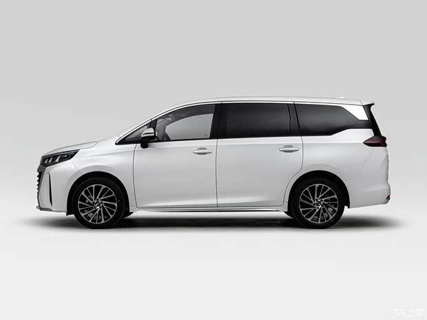 广汽乘用车 传祺M6 MAX 2024款 高配版 广汽乘用车 传祺M6 MAX 2024款 高配版