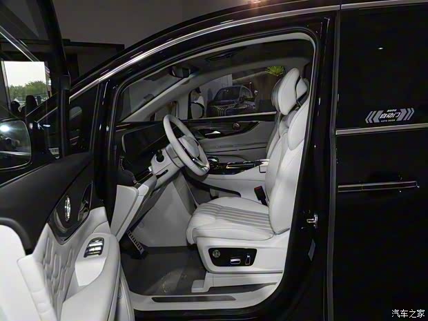 东风风行 星海V9 2024款 1.5TD 200km 青云梯系列 尊贵型 东风风行 星海V9 2024款 1.5TD 200km 青云梯系列 尊贵型