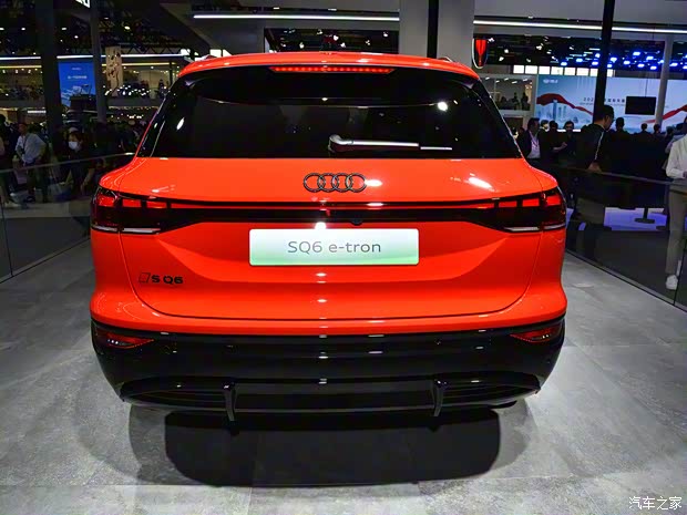 奥迪(进口) 奥迪SQ6 e-tron 2024款 基本型 奥迪(进口) 奥迪SQ6 e-tron 2024款 基本型