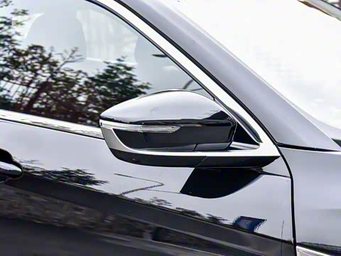 2025款 冠军版 1.5T DCT冠军PRO 7座 2025款 冠军版 1.5T DCT冠军PRO 7座