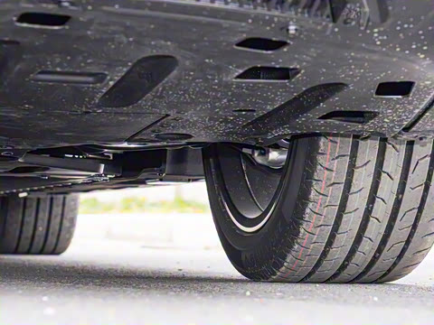 2025款 EV 智驾版 605KM尊荣型 2025款 EV 智驾版 605KM尊荣型