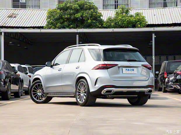 奔馳(進(jìn)口) 奔馳GLE 2024款 GLE 450 4MATIC 豪華型