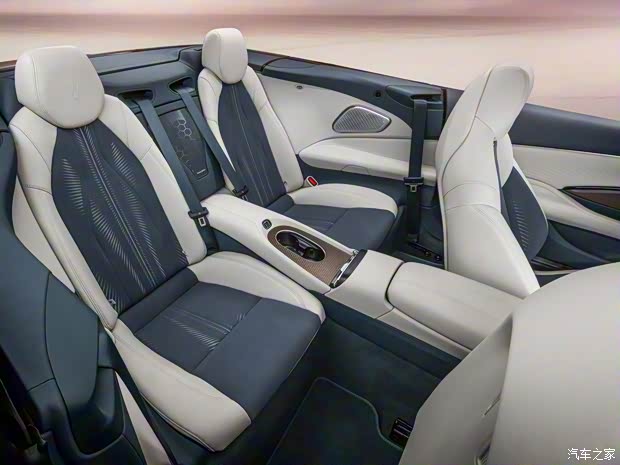 玛莎拉蒂 GranCabrio EV 2024款 Folgore 玛莎拉蒂 GranCabrio EV 2024款 Folgore