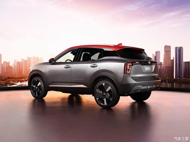 東風(fēng)日產(chǎn) 勁客 2025款 SR 美國(guó)版