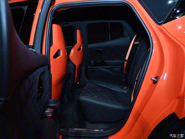 捷尼赛思 捷尼赛思GV60 2024款 Magma Concept 捷尼赛思 捷尼赛思GV60 2024款 Magma Concept
