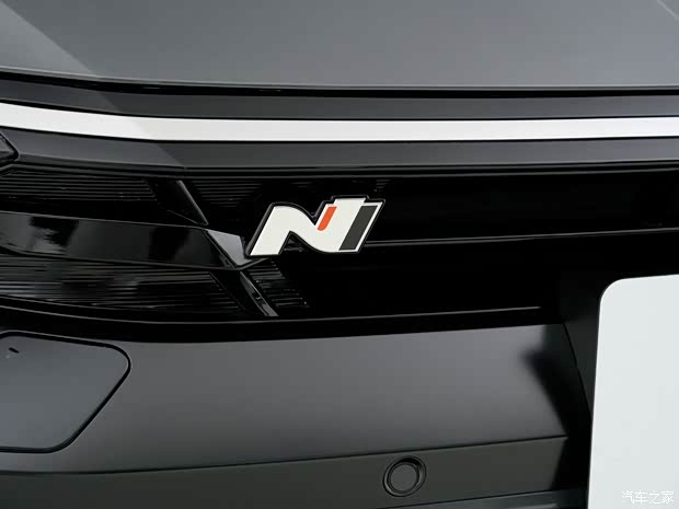 现代N 伊兰特Elantra N 2023款 2.0T N 现代N 伊兰特Elantra N 2023款 2.0T N