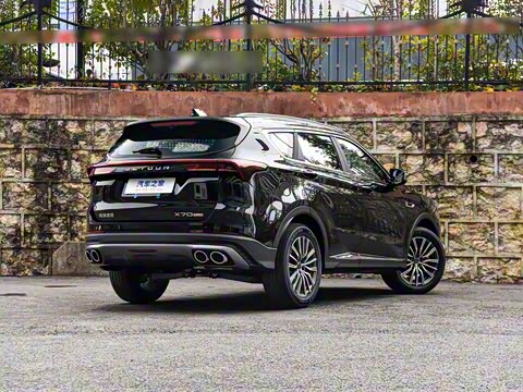 2025款 冠军版 1.5T DCT冠军PRO 7座 2025款 冠军版 1.5T DCT冠军PRO 7座