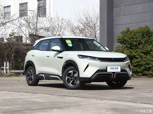 比亚迪 元UP 2024款 401KM 超越型 比亚迪 元UP 2024款 401KM 超越型
