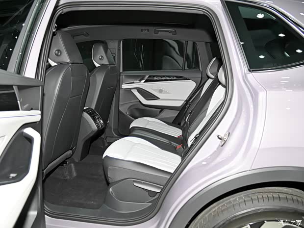 上汽大眾 途觀L 2024款 PRO 330TSI 兩驅(qū)智領(lǐng)版