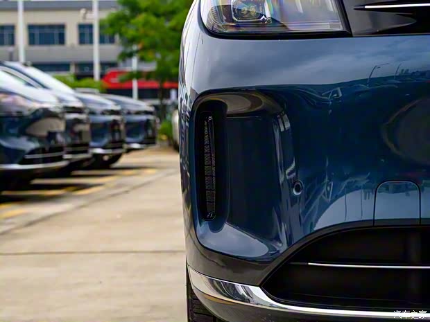 AITO 問界 問界M7 2024款 煥新版 1.5T 智駕四驅(qū)Max版 6座