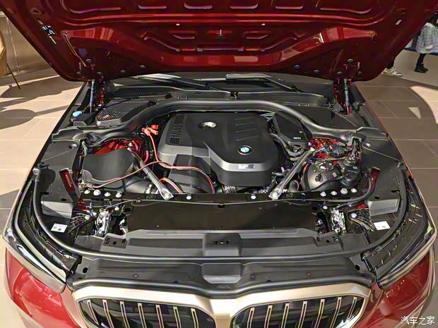 华晨宝马 宝马5系 2024款 530Li 豪华套装 华晨宝马 宝马5系 2024款 530Li 豪华套装