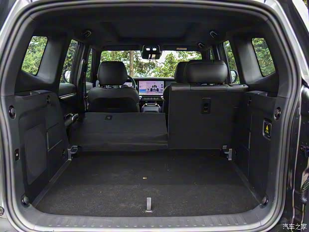 深蓝汽车 深蓝G318 2024款 高配版 深蓝汽车 深蓝G318 2024款 高配版