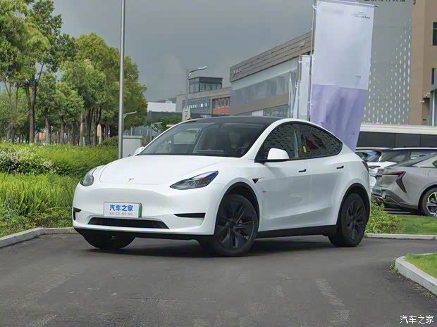 特斯拉中国 Model Y 2024款 后轮驱动版 特斯拉中国 Model Y 2024款 后轮驱动版