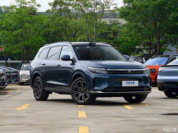 AITO 問界 問界M7 2024款 煥新版 1.5T 智駕四驅(qū)Max版 6座