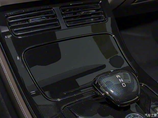 比亞迪 漢 2024款 DM-i 121KM 尊貴型