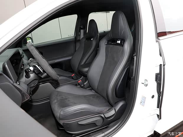 现代N IONIQ 5 N 2024款 基本型 现代N IONIQ 5 N 2024款 基本型