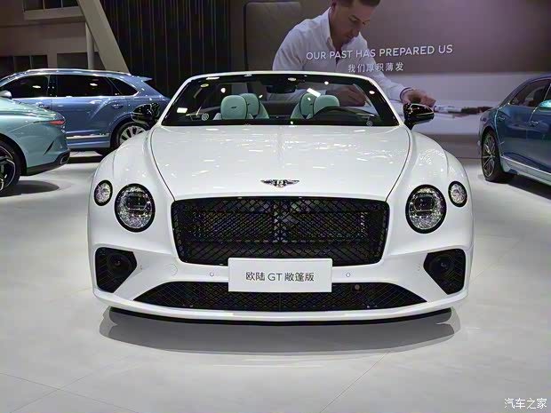 宾利 欧陆 2024款 4.0T GT S V8 敞篷版 宾利 欧陆 2024款 4.0T GT S V8 敞篷版