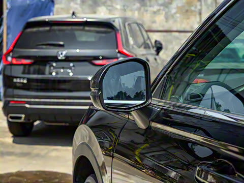 2024款 240TURBO 两驱锋尚版 5座 2024款 240TURBO 两驱锋尚版 5座