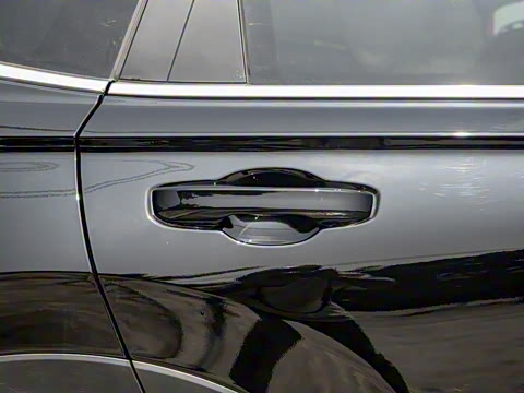 2024款 240TURBO 两驱锋尚版 5座 2024款 240TURBO 两驱锋尚版 5座