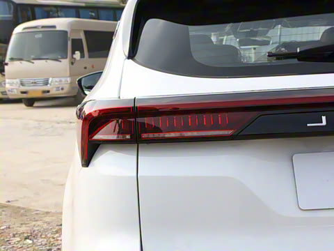 2025款 冠军版 1.5T DCT冠军MAX 7座 2025款 冠军版 1.5T DCT冠军MAX 7座