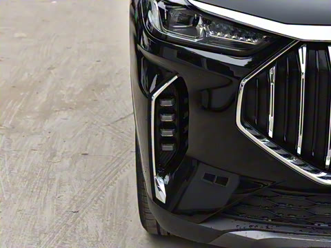 2025款 冠军版 1.5T DCT冠军MAX+ 5座 2025款 冠军版 1.5T DCT冠军MAX+ 5座