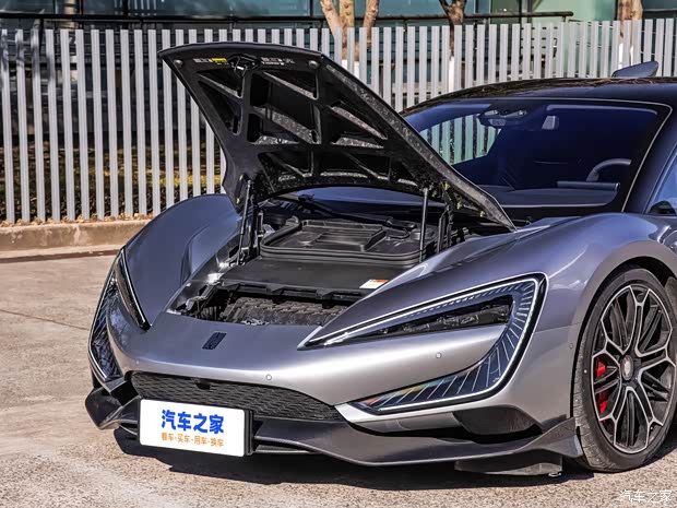 仰望 仰望U9 2023款 四电机 仰望 仰望U9 2023款 四电机