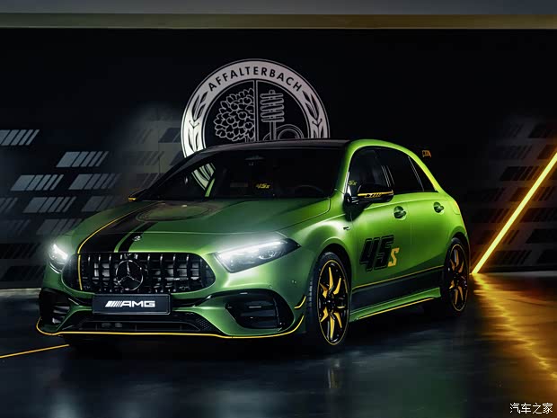 梅赛德斯-AMG 奔驰A级AMG(进口) 2024款 AMG A 45 S 4MATIC+ 魔焰绿特别版 梅赛德斯-AMG 奔驰A级AMG(进口) 2024款 AMG A 45 S 4MATIC+ 魔焰绿特别版