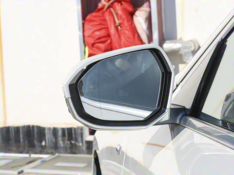 2025款 530Li 领先型 M运动套装 2025款 530Li 领先型 M运动套装