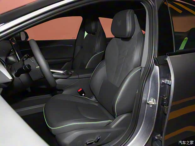 北汽新能源 极狐 阿尔法S5 2024款 双电机 390kW 北汽新能源 极狐 阿尔法S5 2024款 双电机 390kW